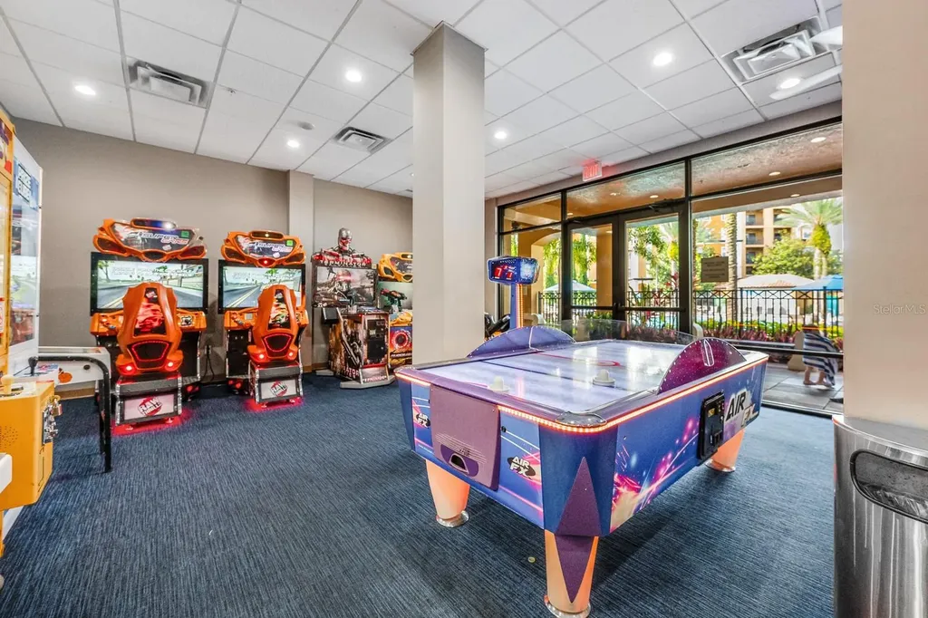12527 Floridays Resort Drive Orlando FL 32821