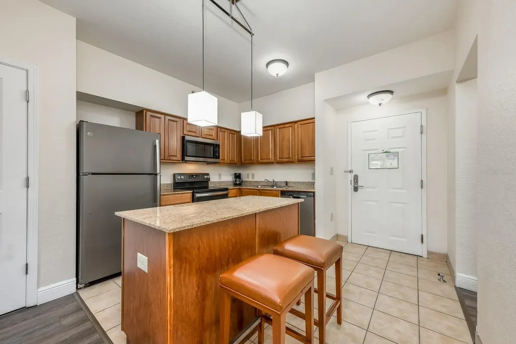 12527 Floridays Resort Drive Orlando FL 32821