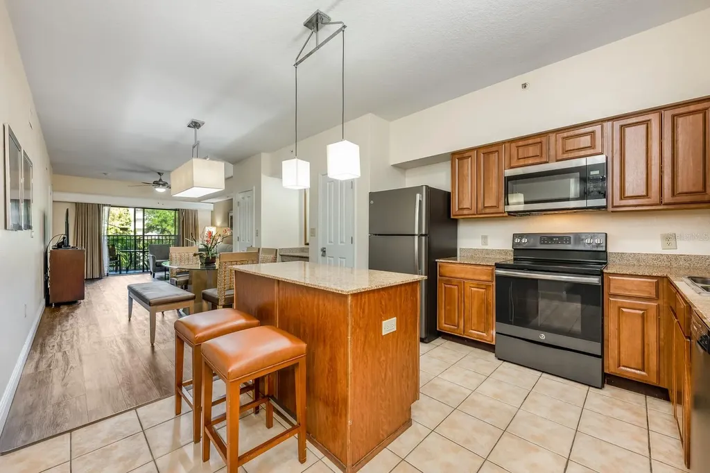 12527 Floridays Resort Drive Orlando FL 32821