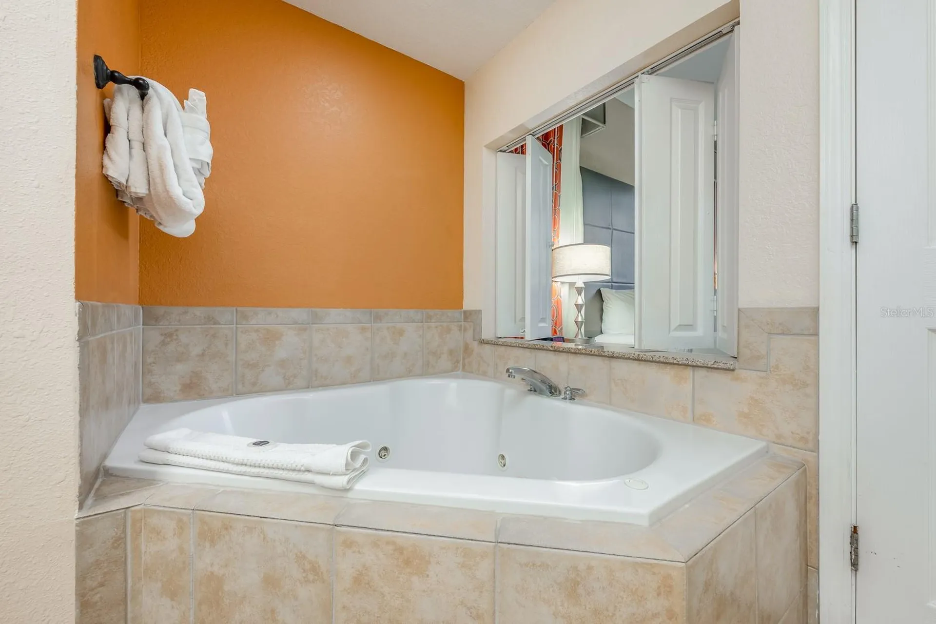 12527 Floridays Resort Drive Orlando FL 32821