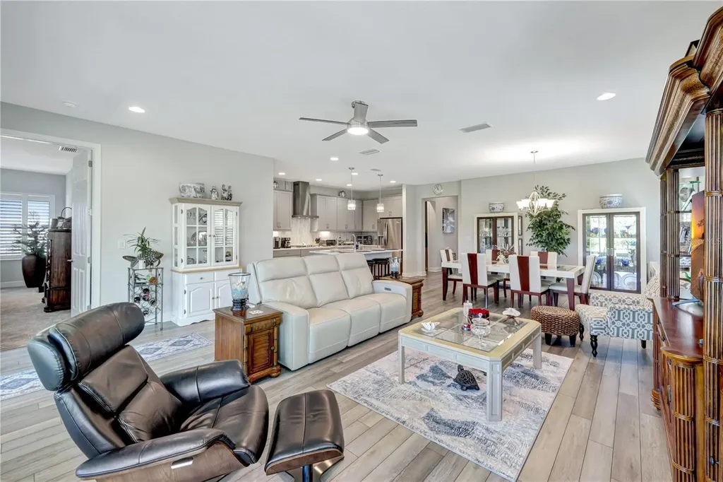 6219 Golden Nettle Drive Apollo Beach FL 33572