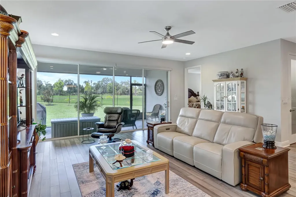 6219 Golden Nettle Drive Apollo Beach FL 33572