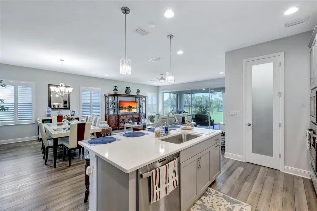 6219 Golden Nettle Drive Apollo Beach FL 33572