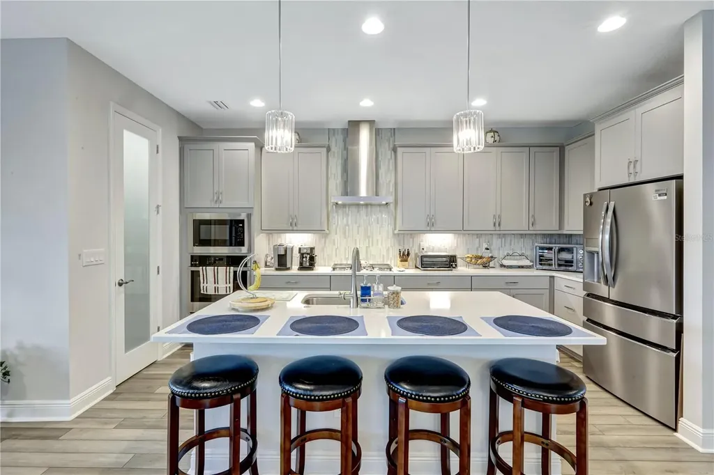 6219 Golden Nettle Drive Apollo Beach FL 33572