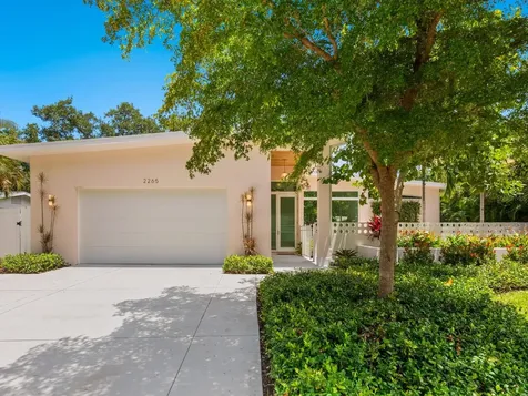 2265 Clematis Street Sarasota FL 34239