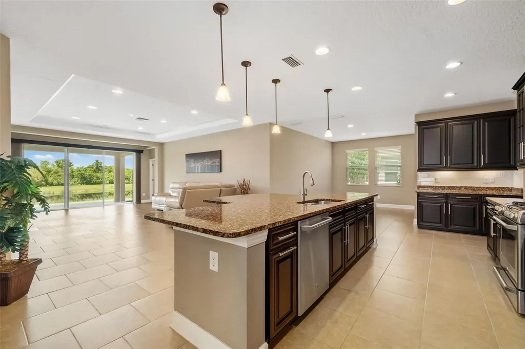 773 Rosemary Circle Bradenton FL 34212