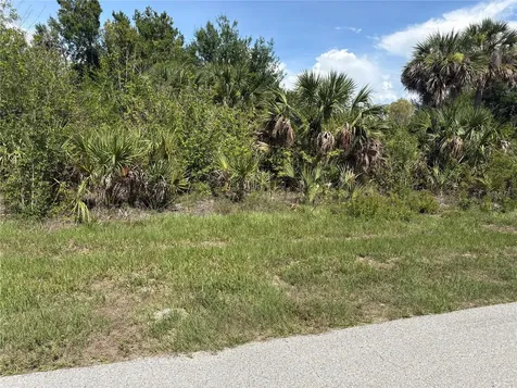 6986 Princeton Street Port Charlotte FL 33981