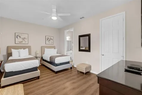 4804 Cayview Avenue Orlando FL 32819