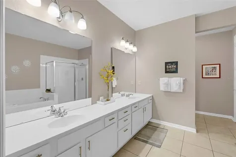 4804 Cayview Avenue Orlando FL 32819
