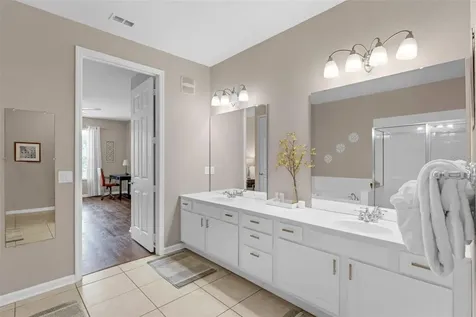 4804 Cayview Avenue Orlando FL 32819