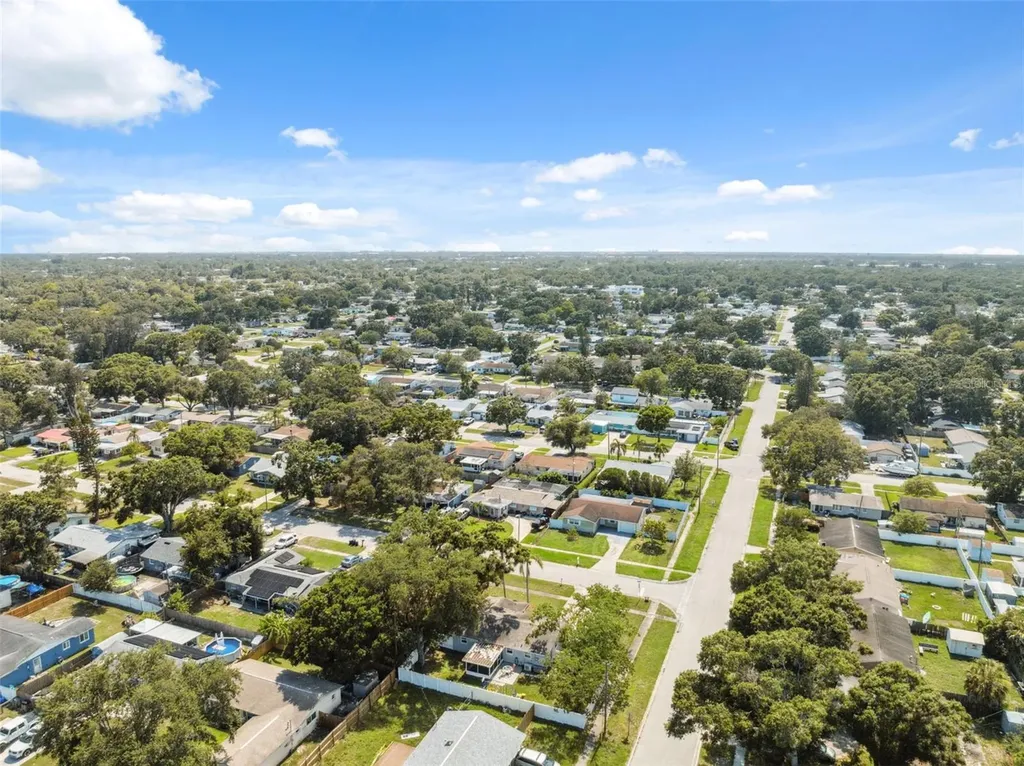 8897 54th Street N Pinellas Park FL 33782