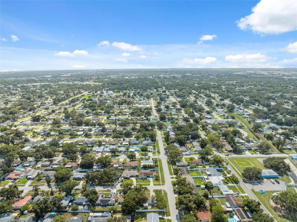 8897 54th Street N Pinellas Park FL 33782