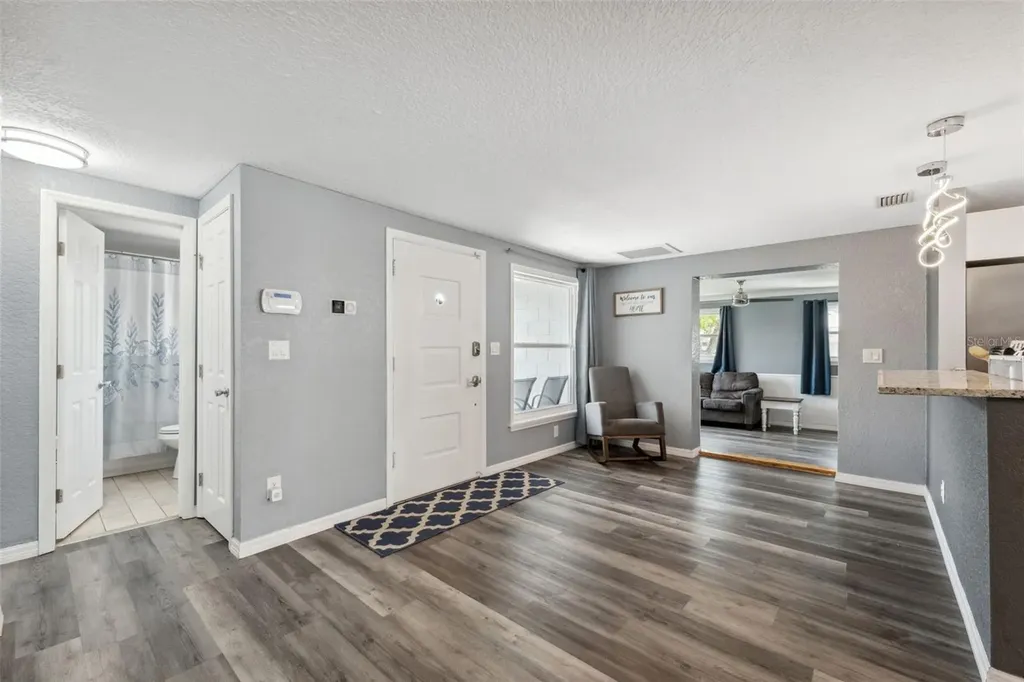 8897 54th Street N Pinellas Park FL 33782
