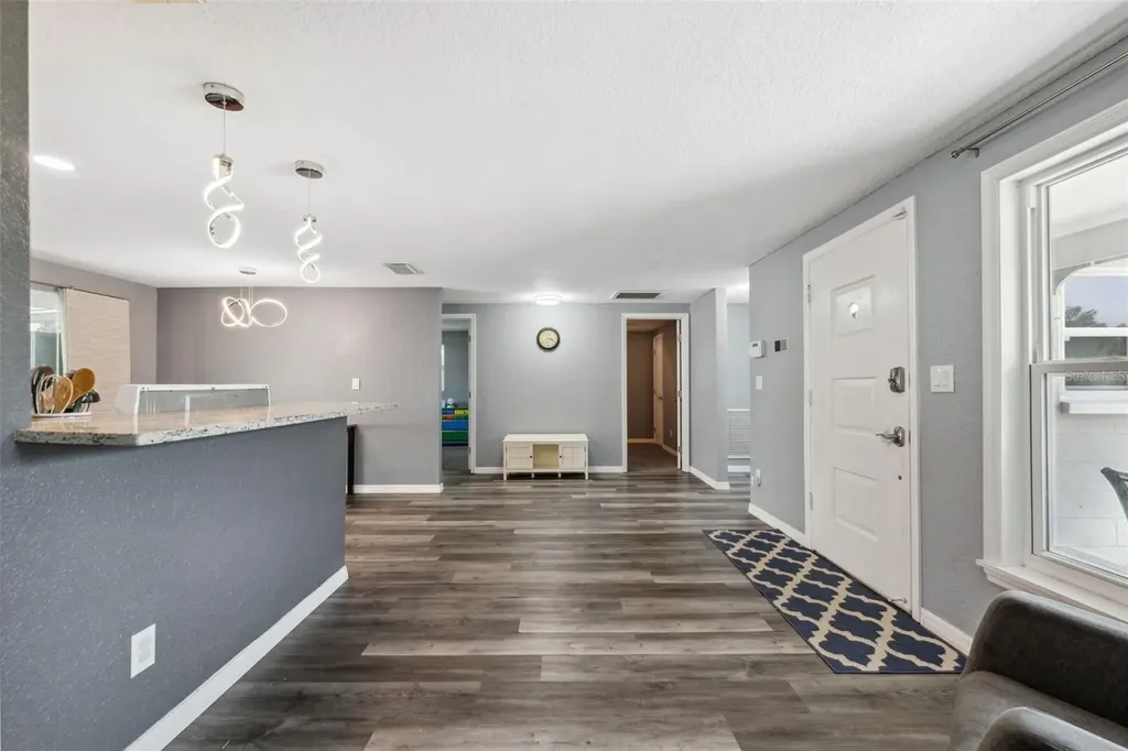8897 54th Street N Pinellas Park FL 33782