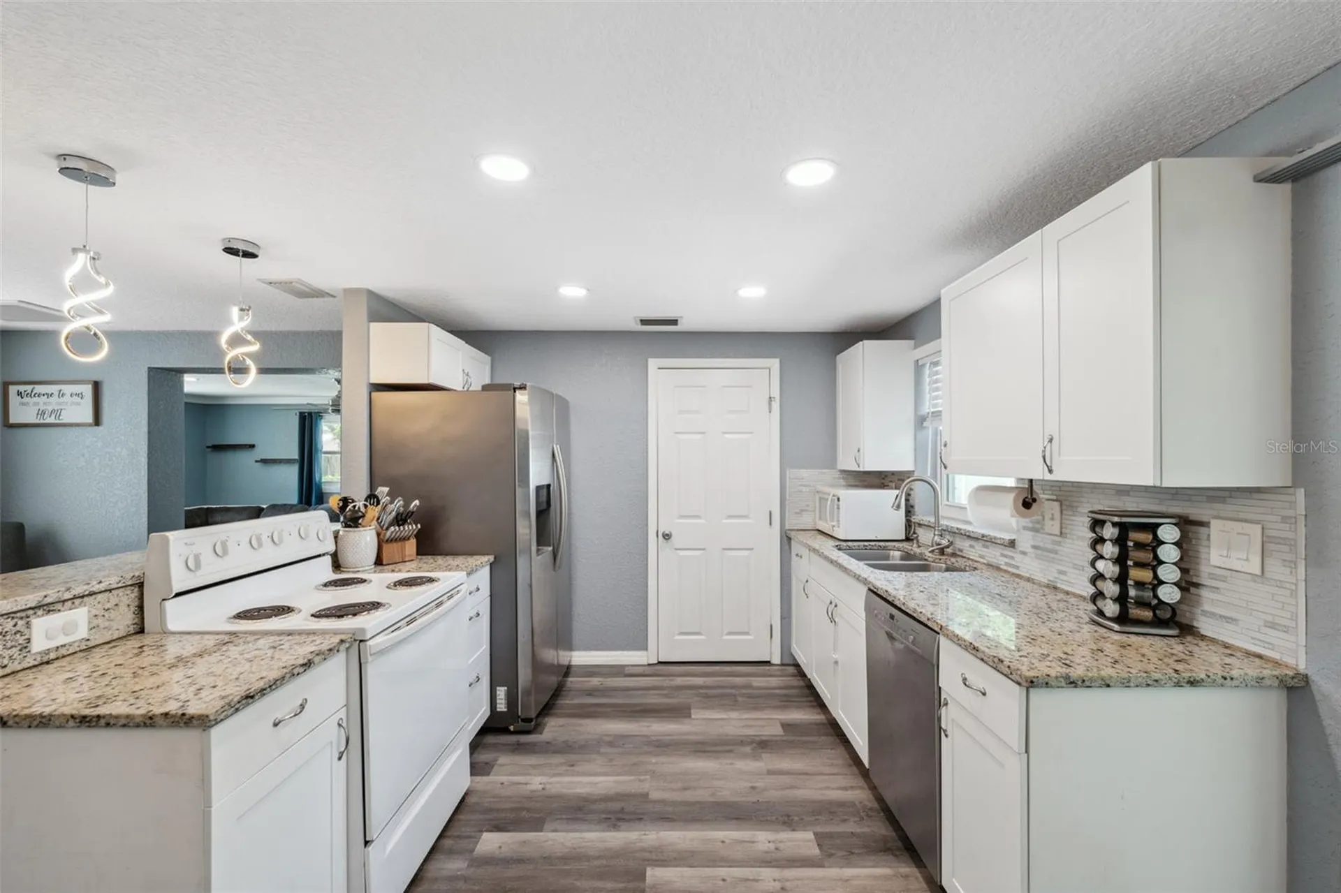 8897 54th Street N Pinellas Park FL 33782