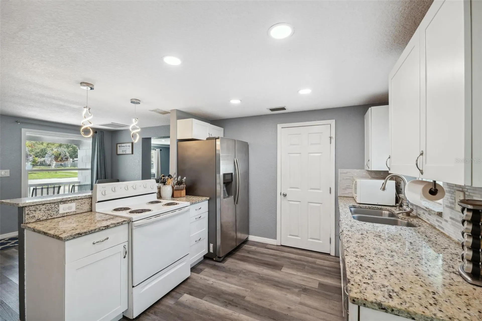 8897 54th Street N Pinellas Park FL 33782