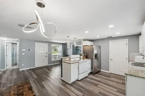 8897 54th Street N Pinellas Park FL 33782