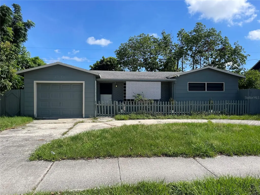 4591 54th Avenue N St Petersburg FL 33714