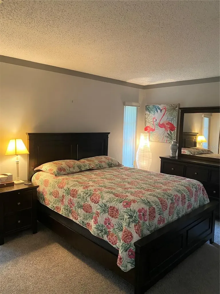 832 Cambridge Court Dunedin FL 34698