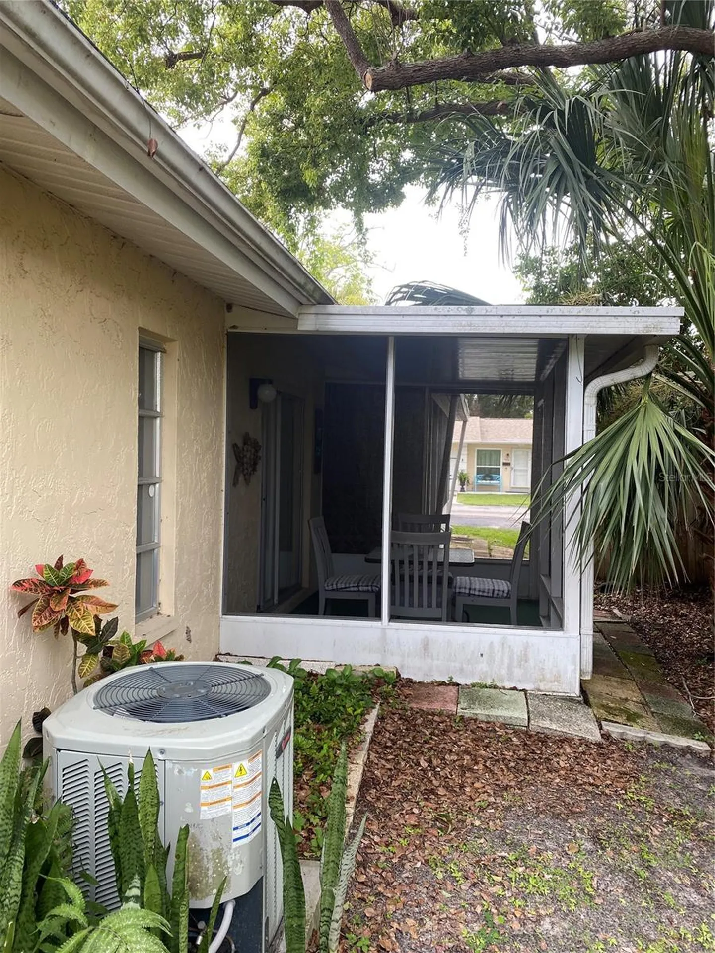832 Cambridge Court Dunedin FL 34698
