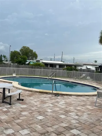 832 Cambridge Court Dunedin FL 34698