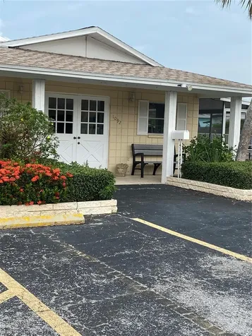 832 Cambridge Court Dunedin FL 34698