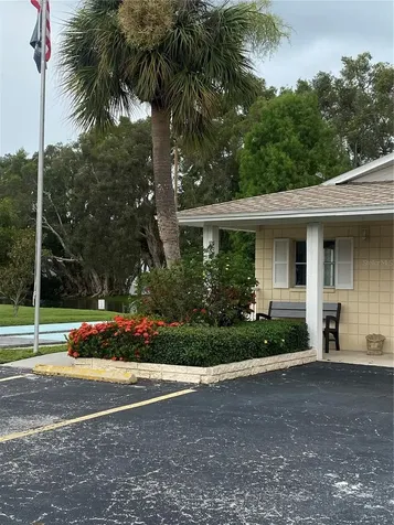 832 Cambridge Court Dunedin FL 34698