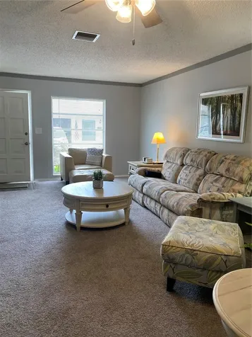 832 Cambridge Court Dunedin FL 34698