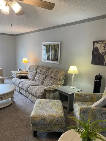 832 Cambridge Court Dunedin FL 34698