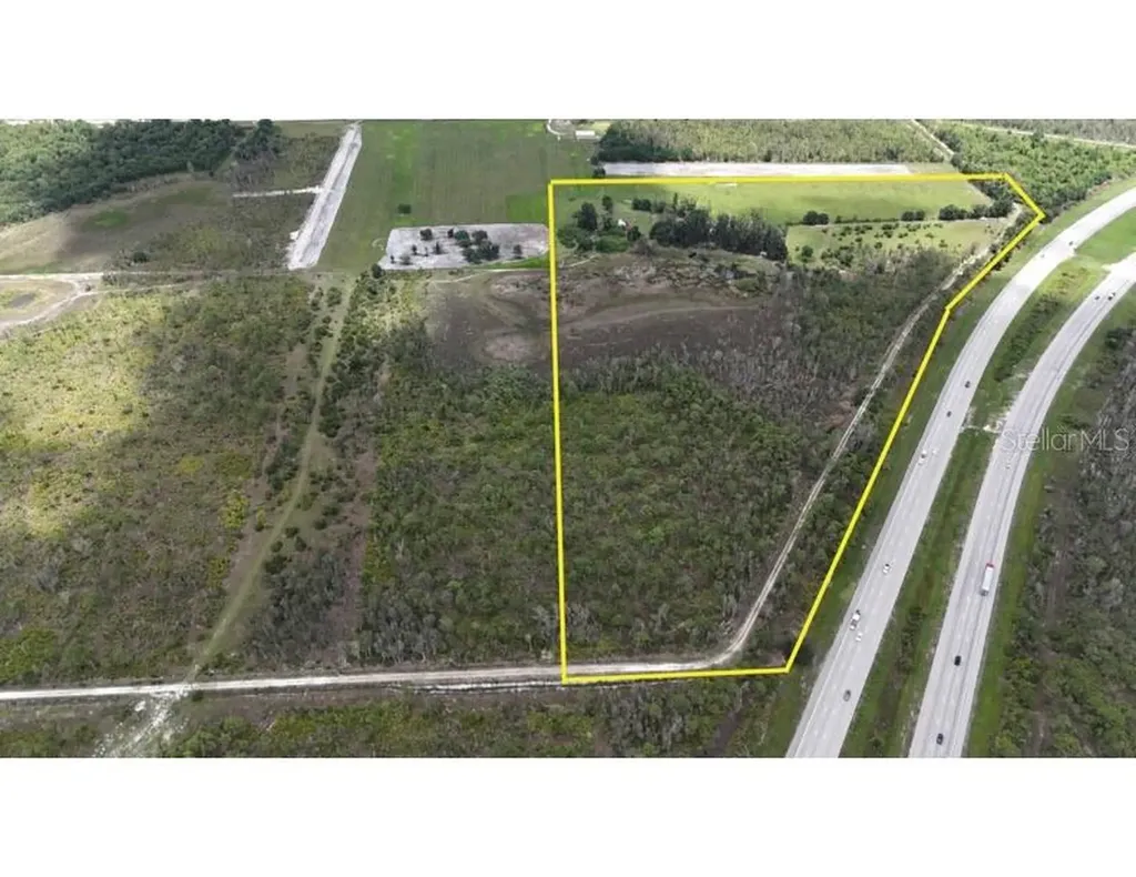 21081 Granville Road North Fort Myers FL 33917