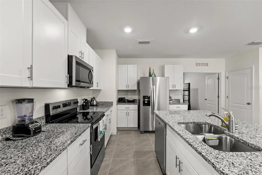 1792 Bull Hill Road Kissimmee FL 34744