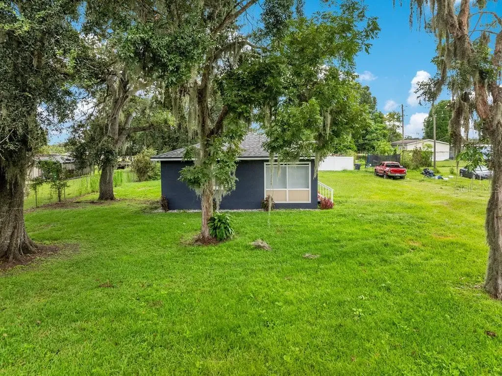 1050 Reynolds Road Lakeland FL 33801