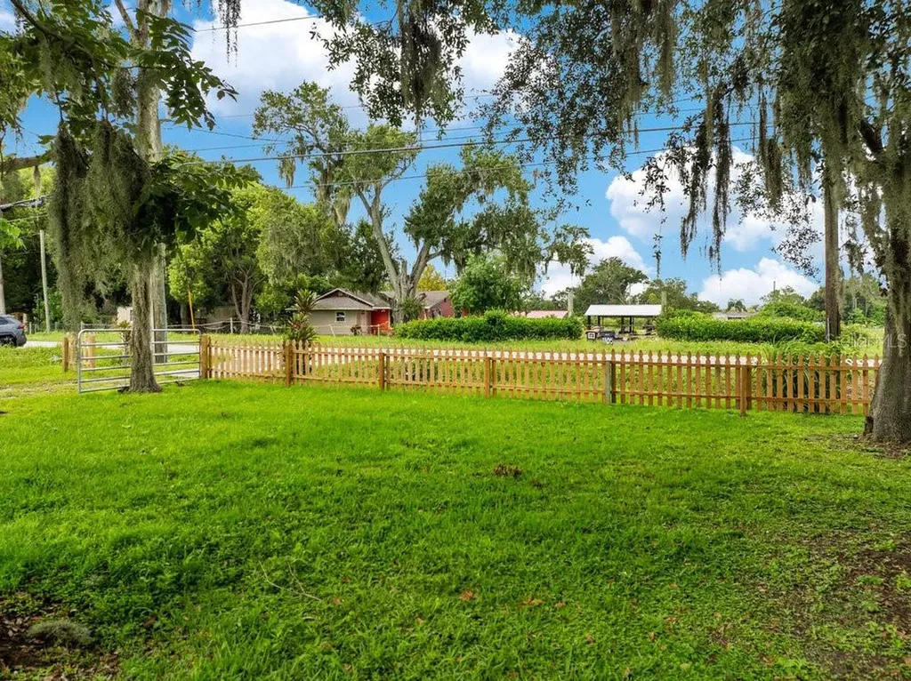 1050 Reynolds Road Lakeland FL 33801
