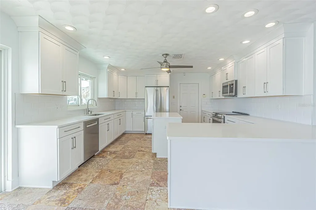 5950 Bikini Way N St Pete Beach FL 33706