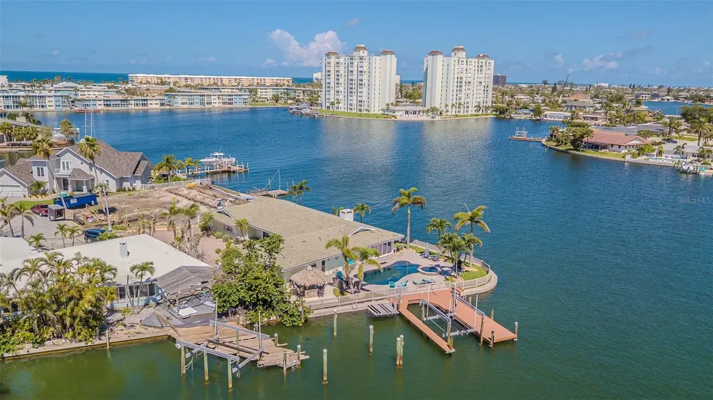 5950 Bikini Way N St Pete Beach FL 33706