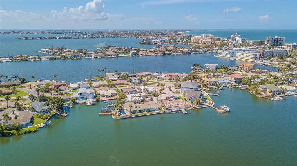 5950 Bikini Way N St Pete Beach FL 33706