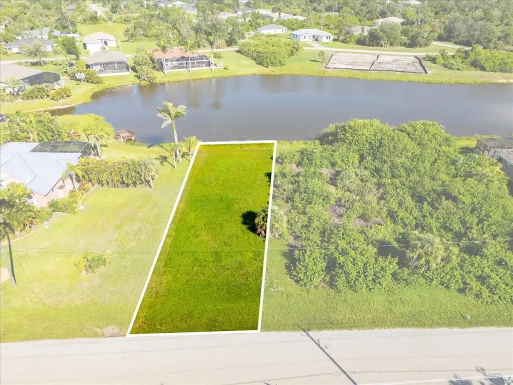 212 Antilla Drive Rotonda West FL 33947
