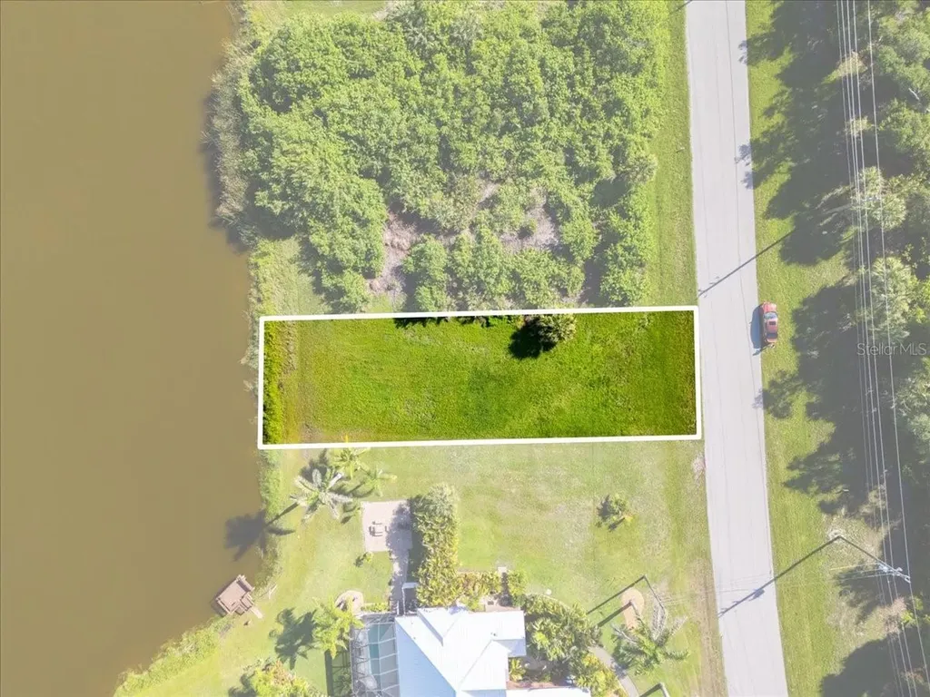 212 Antilla Drive Rotonda West FL 33947