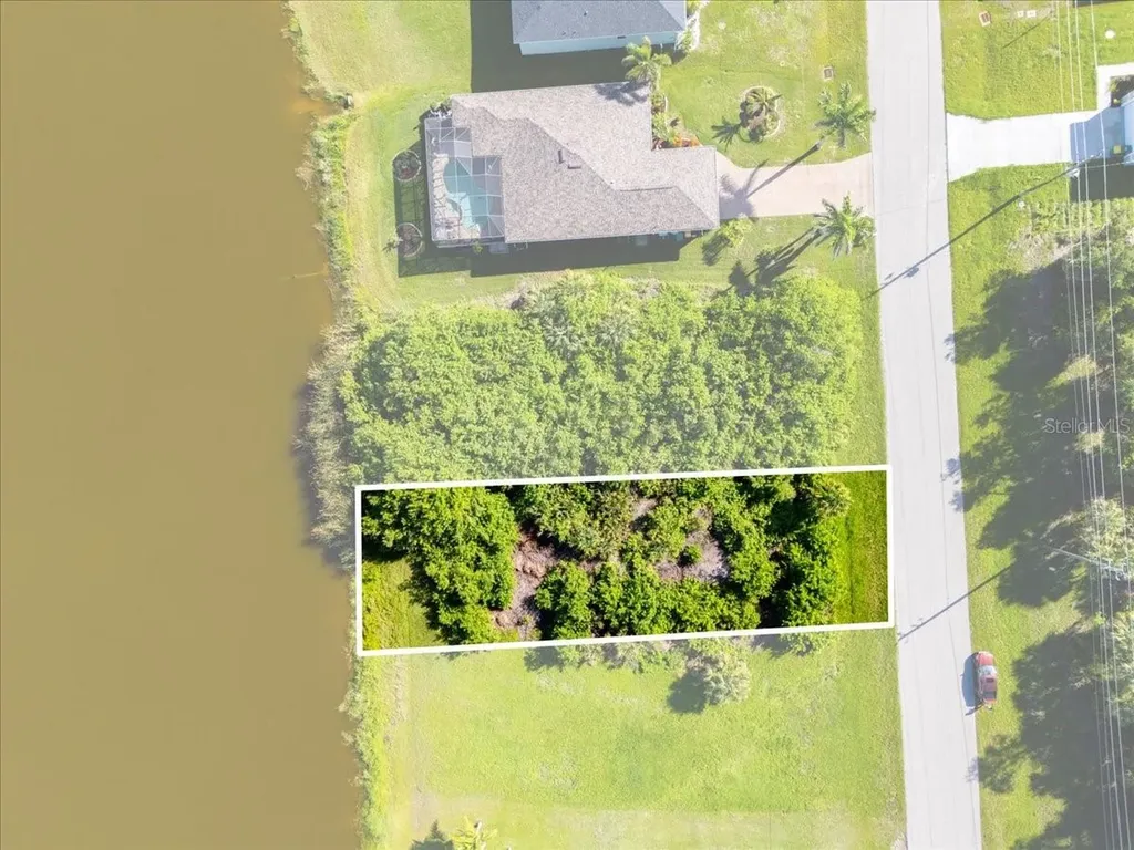 214 Antilla Drive Rotonda West FL 33947