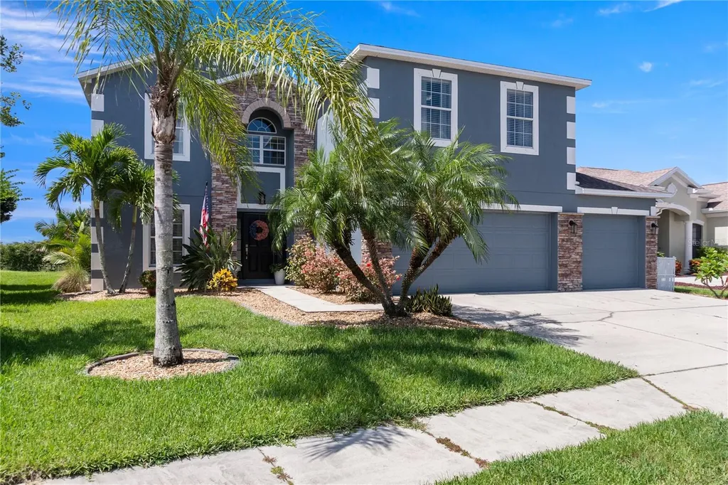 2736 Suncoast Lakes Boulevard Punta Gorda FL 33980