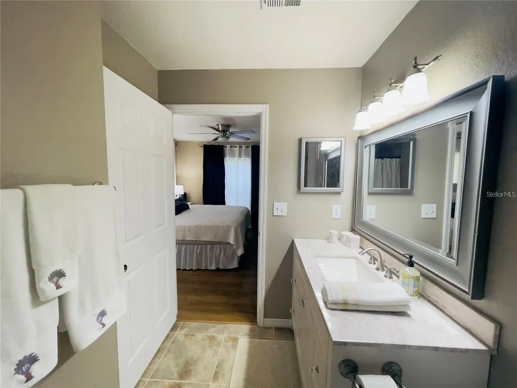8815 Manor Loop Lakewood Ranch FL 34202