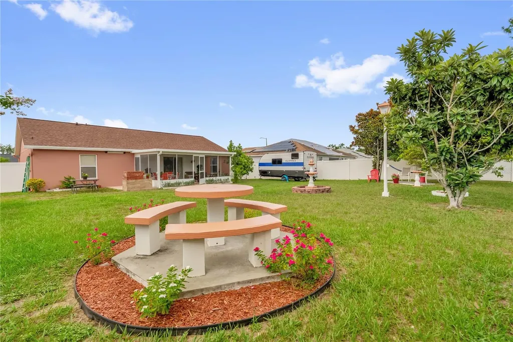 1366 Merrimack Place Davenport FL 33837