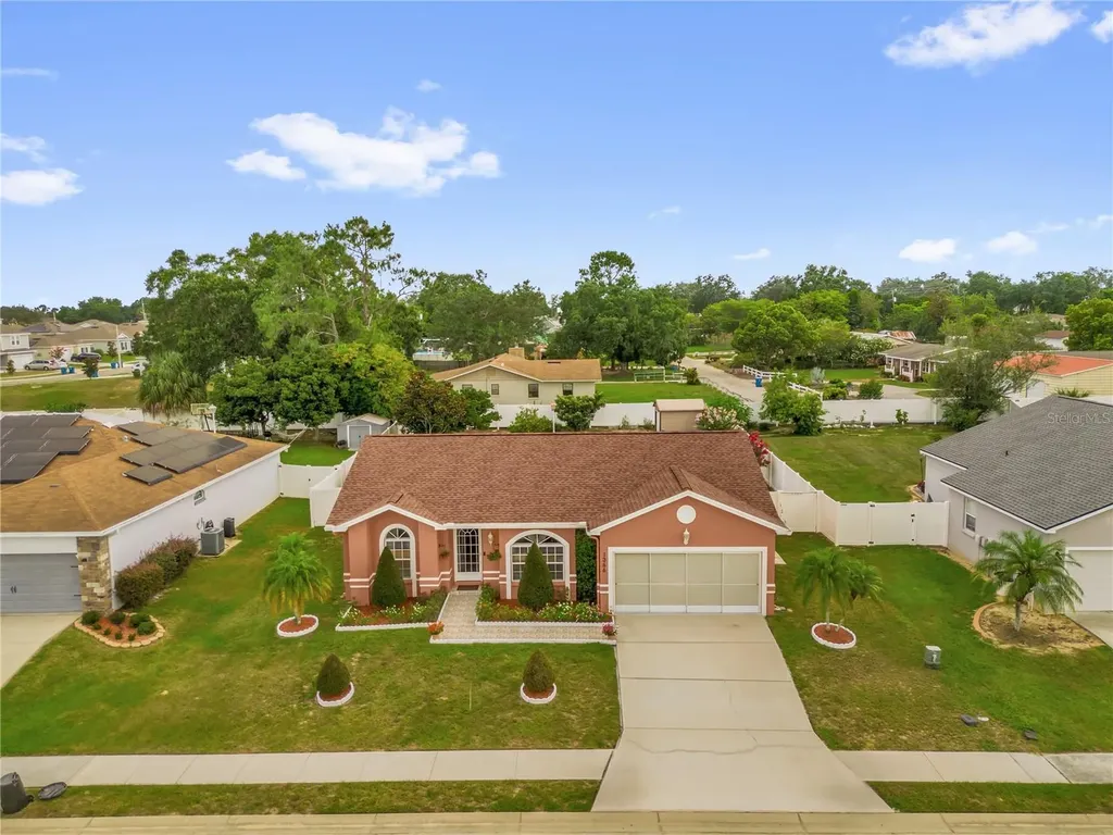1366 Merrimack Place Davenport FL 33837