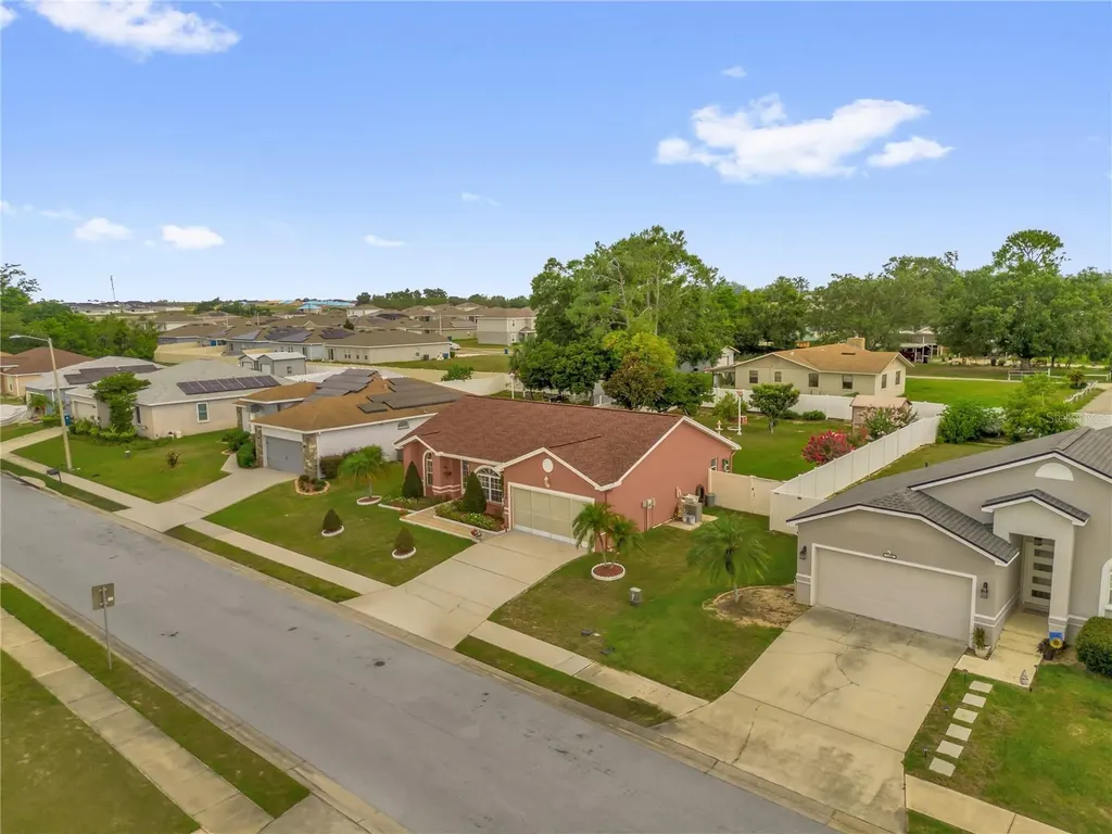 1366 Merrimack Place Davenport FL 33837