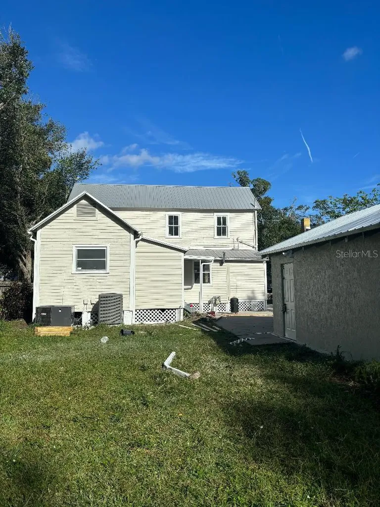 306 Murray Street New Smyrna Beach FL 32168