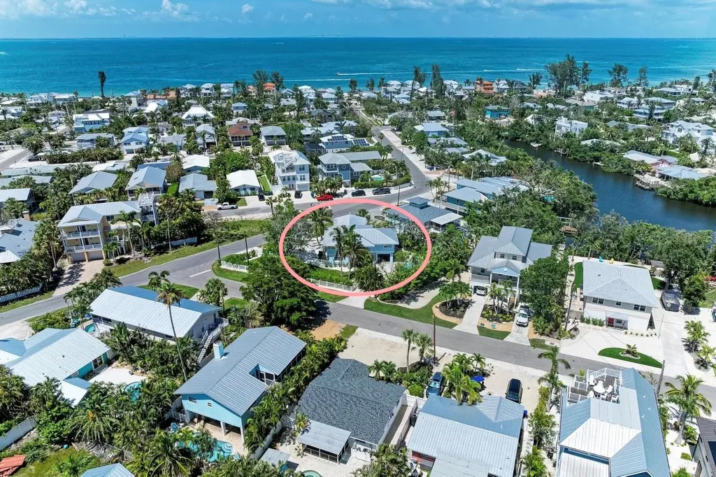 733 Holly Road Anna Maria FL 34216