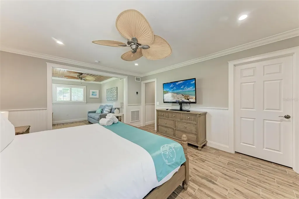 733 Holly Road Anna Maria FL 34216