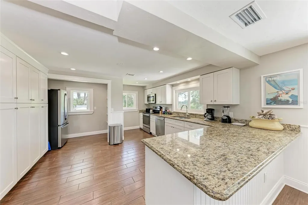 733 Holly Road Anna Maria FL 34216