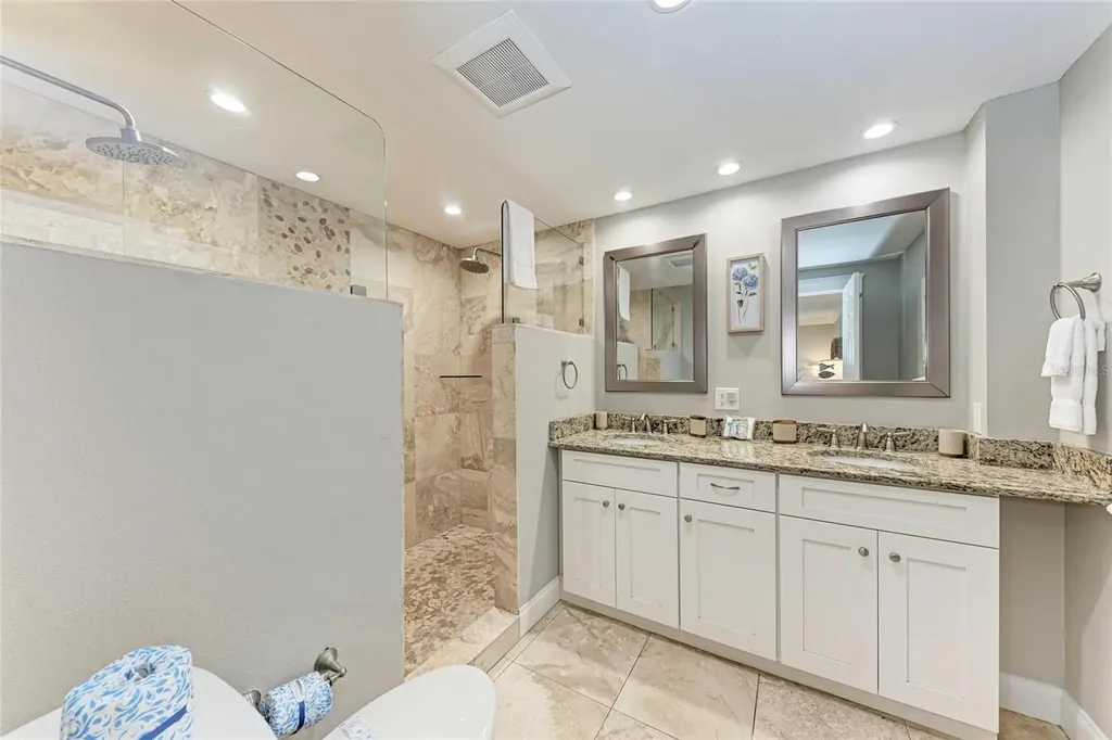 733 Holly Road Anna Maria FL 34216