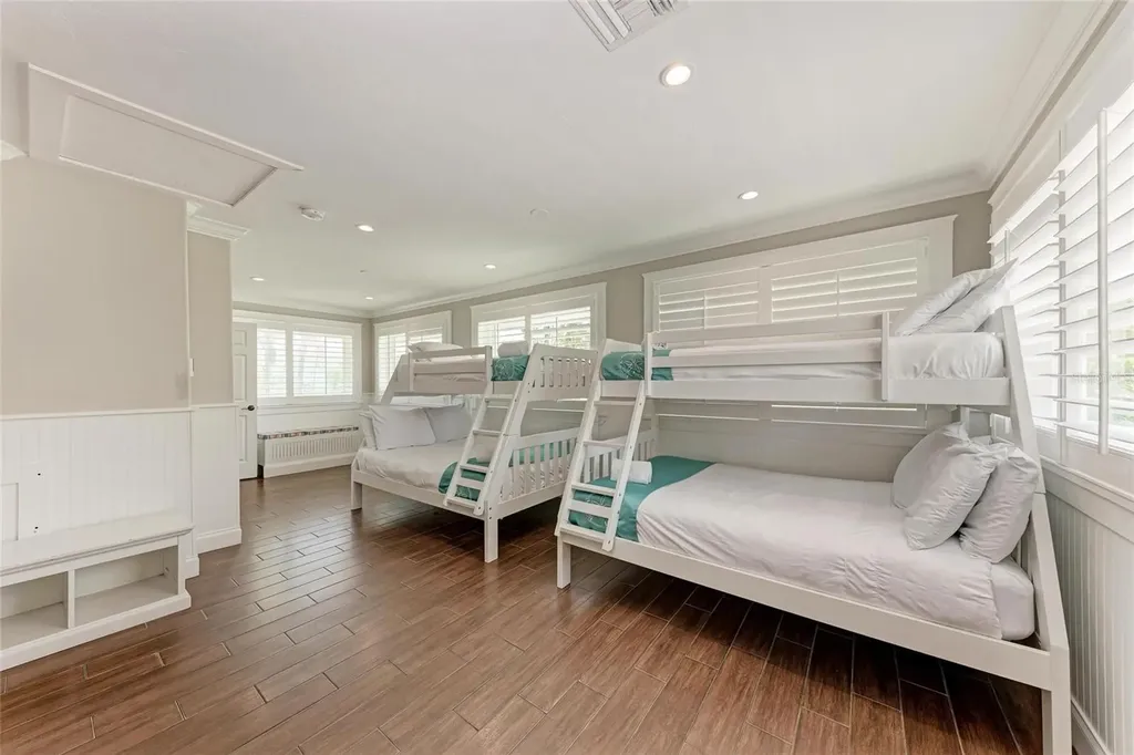 733 Holly Road Anna Maria FL 34216